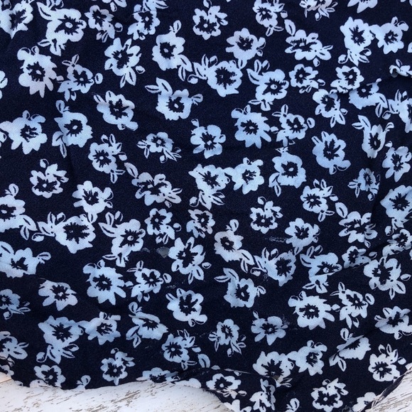 OBOE Crop Lace Top l SIZE M - Picture 6 of 6